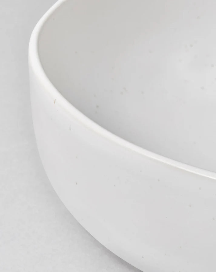 Modern Stoneware Serving Bowl – Artisan Style Serveware